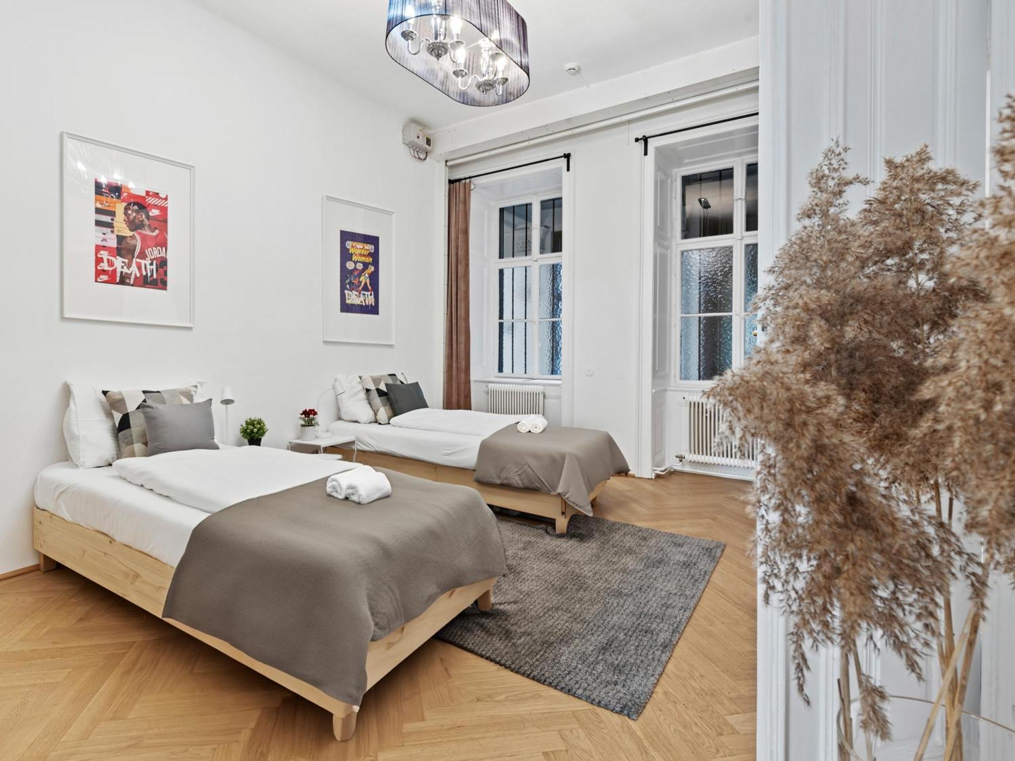 Sky9 Apartments City Center Vienna Exterior photo