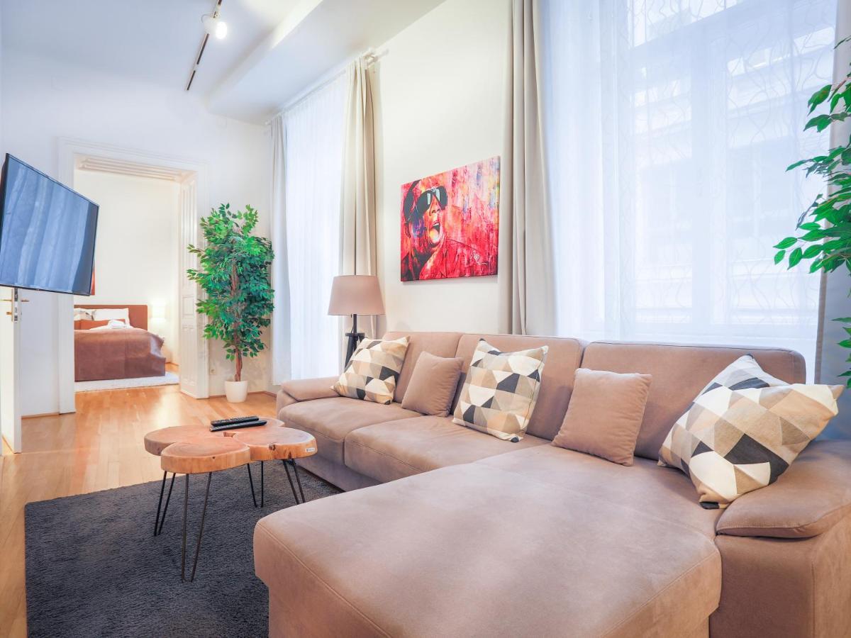 Sky9 Apartments City Center Vienna Exterior photo